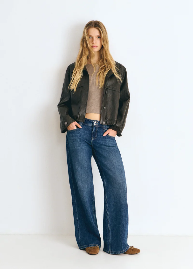 Low-rise wide-leg jeans