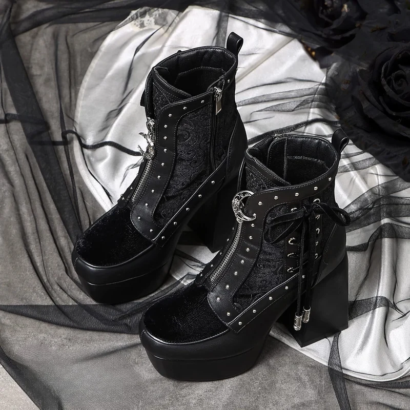 Gothic-Ankle-Boots für Damen mit Nieten, Schnürung, Reißverschluss und Plateau