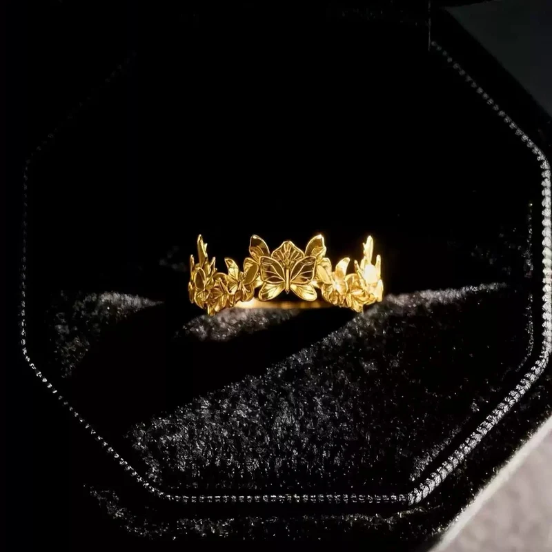 Gothic-Ring für Damen mit 3D-Schmetterling und offenem Band