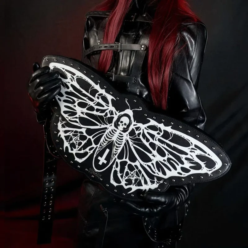 Gothic-Rucksack für Damen mit Mottenflügelmotiv