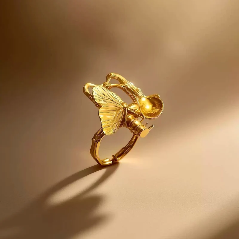 Gothic-Ring für Damen mit ausgeschnittenem Skelett-Schmetterlingsmotiv und offenem Band