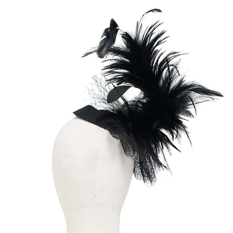 Gothic-Fascinator-Hut für Damen mit Totenkopf, Federn, Perlen und Fransen