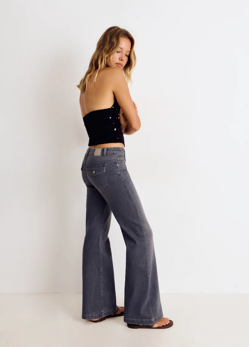 Flare jeans with back pockets