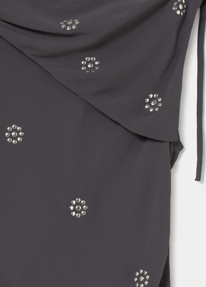 Notched-lapel blouse with studs