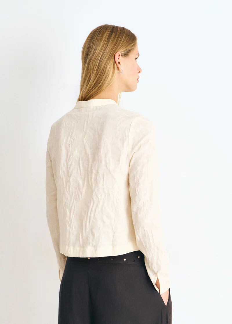 Jacquard blouse with button detail