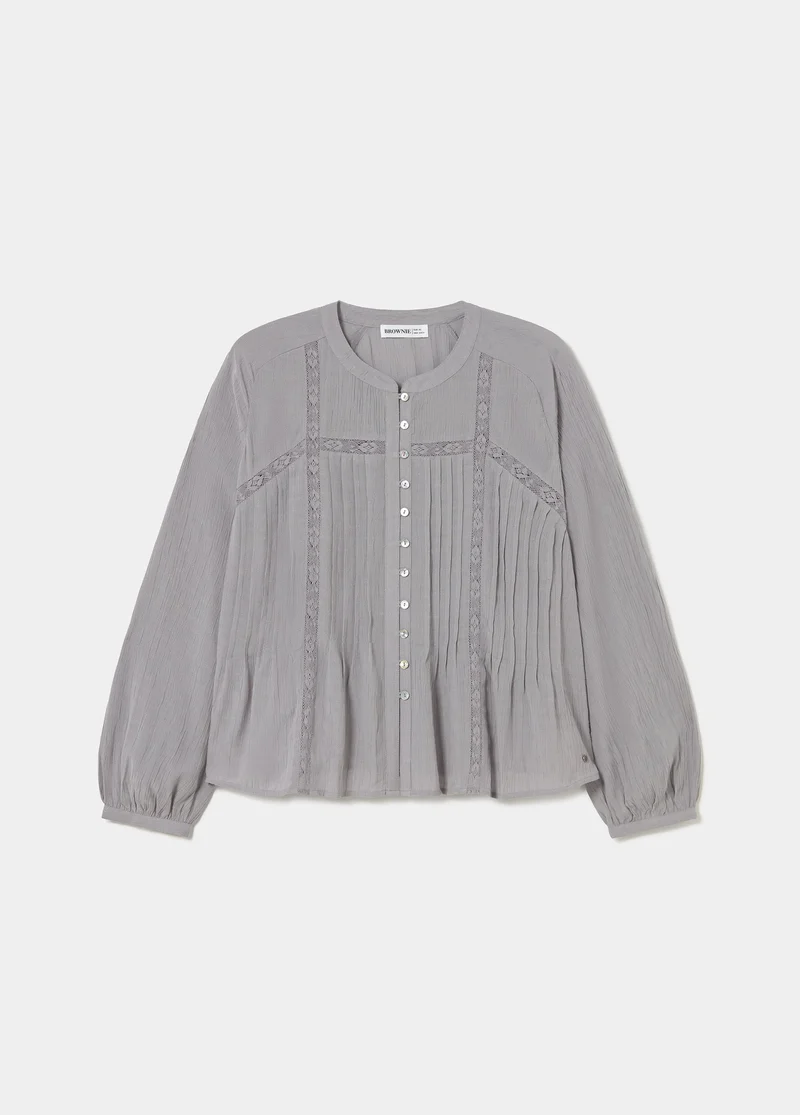 Lace pintuck long-sleeve blouse