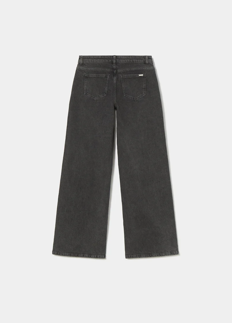 Denim with front pocket