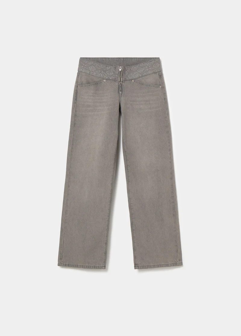 Wide-waistband jeans with studs