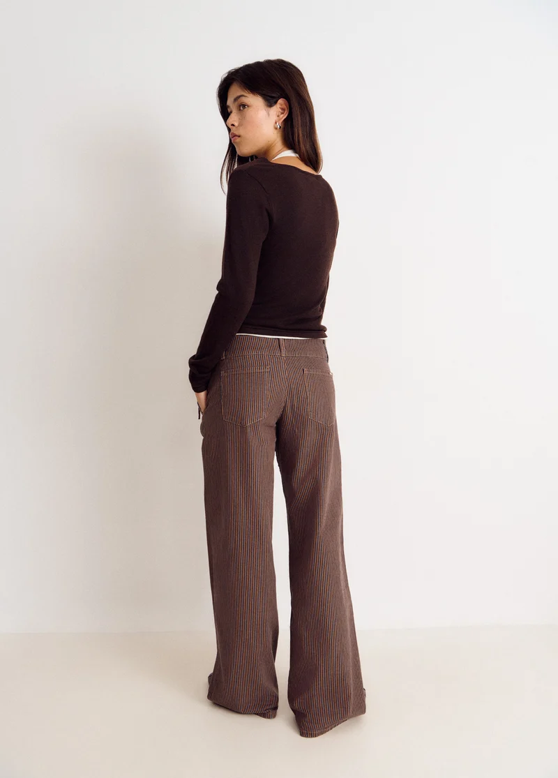 Wide-waist trousers