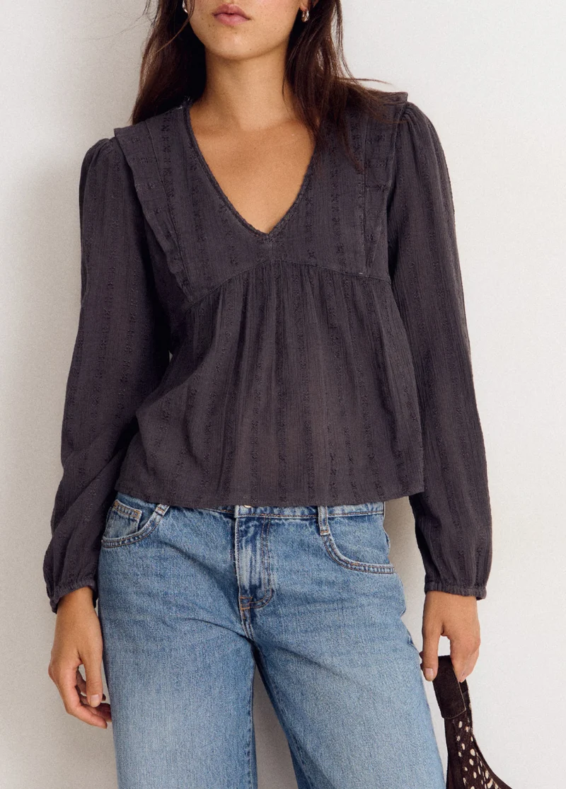 Long-sleeve blouse