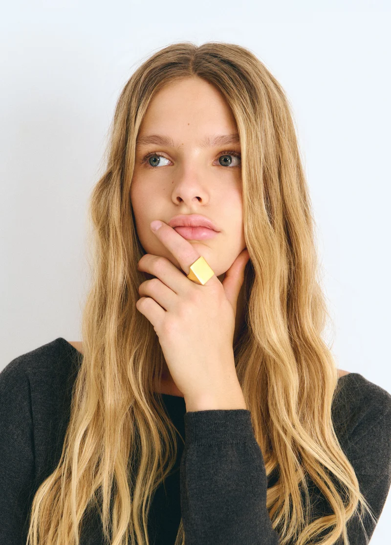 Square ring