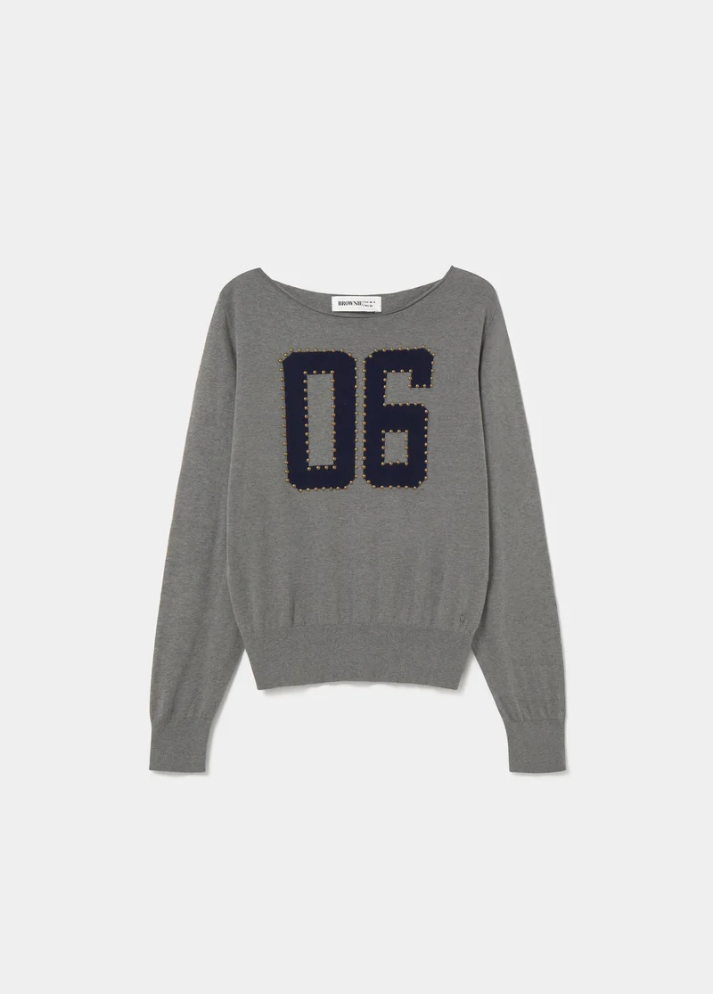 Open-neck number jersey