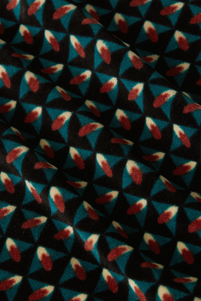 Border Skirt Frost