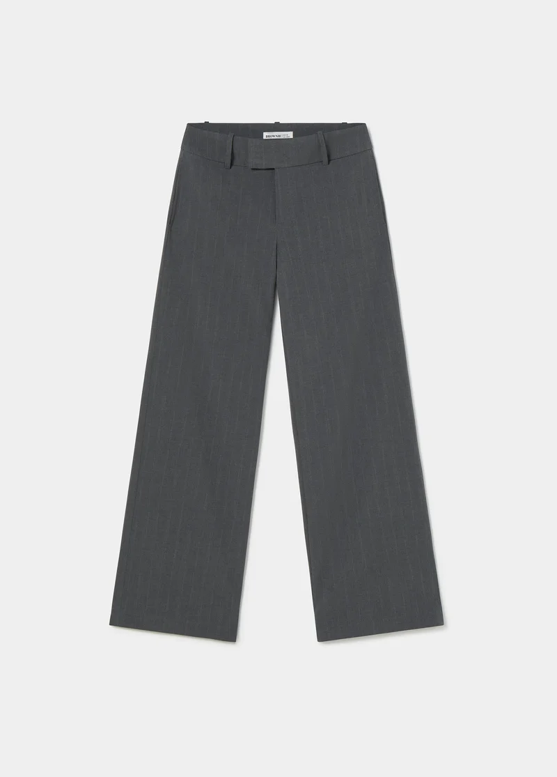 Wide-leg trousers