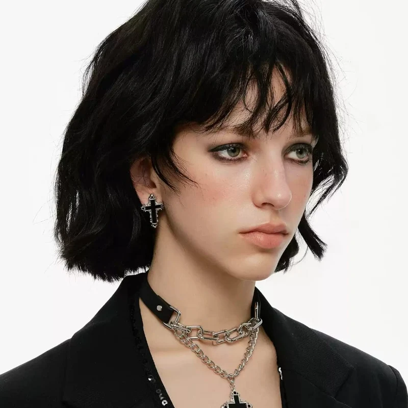 Grunge-Kreuz-Ohrringe für Damen