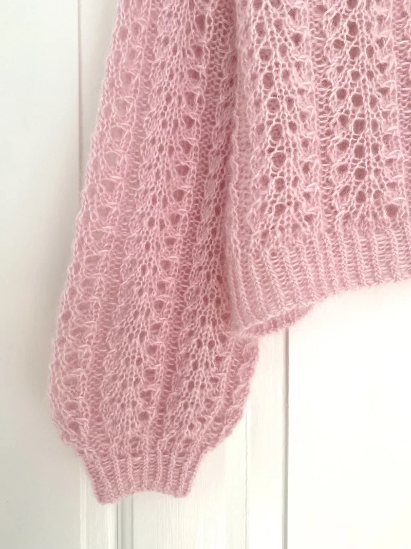 Acanthus Sweater Fluffy - English