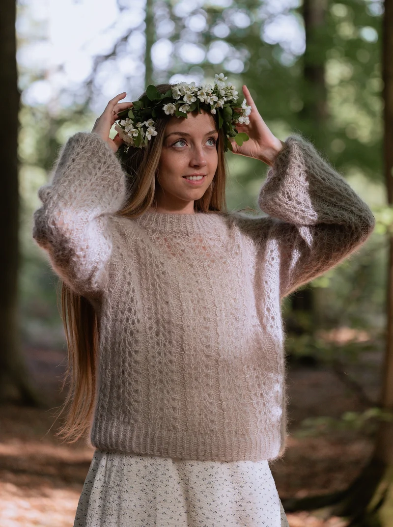 Acanthus Sweater Fluffy - English