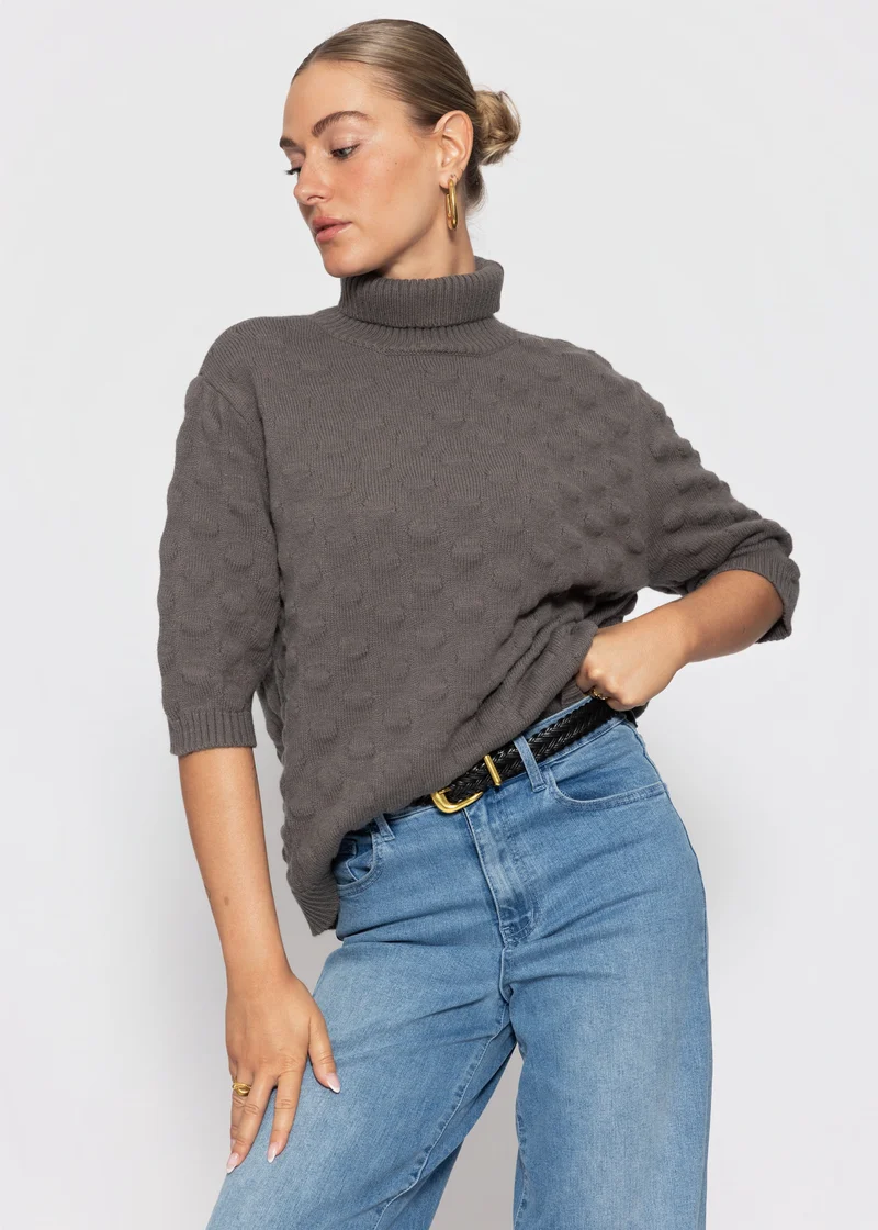 Oversized Kurzarmpullover mit Noppenstruktur - grau