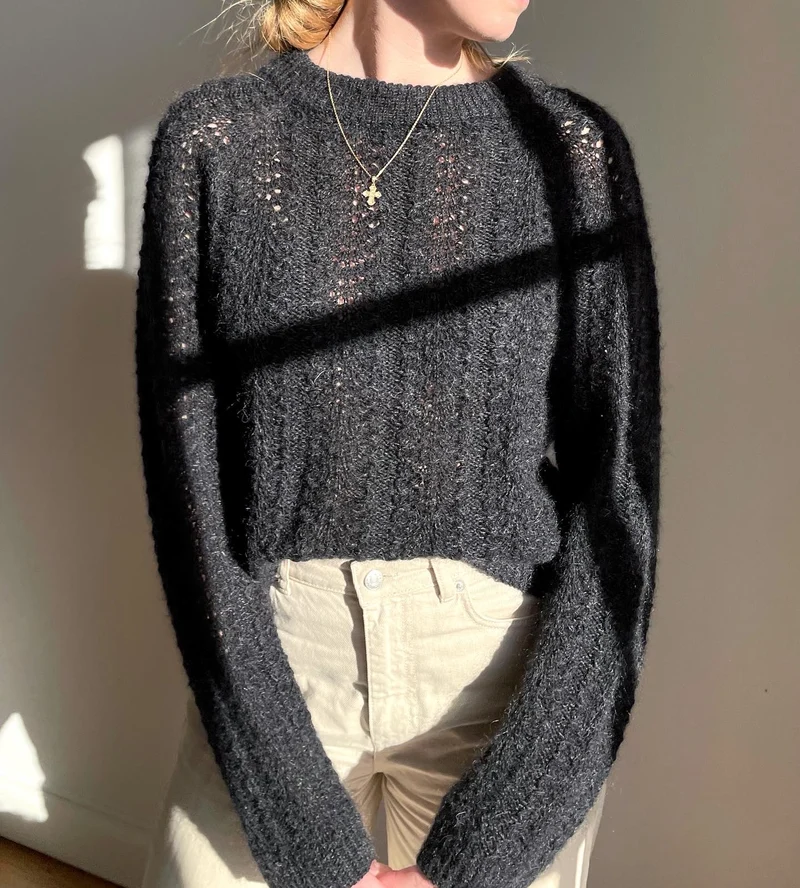 Acanthus Sweater - English