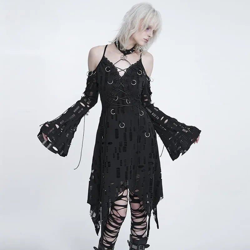Punk-Kleid für Damen mit Ringen, zerrissenem, unregelmäßigem Saum und schulterfreiem Schnitt – Abschlusskleid