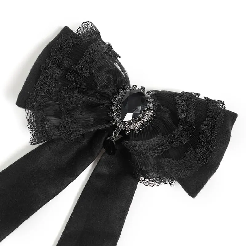 Langer Damenmantel im Gothic-Stil mit Kunstpelzkragen, Spitzenstickerei und abnehmbarer Schleife