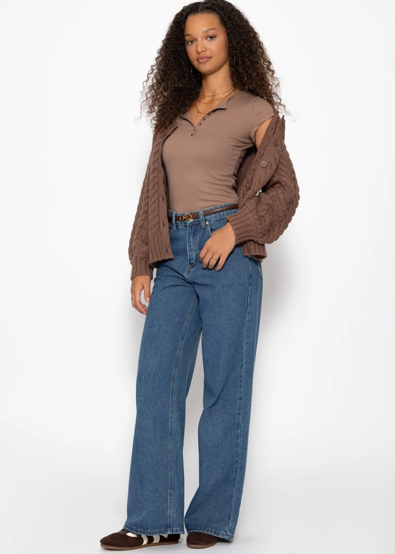 Geripptes T-Shirt mit Knopfleiste - taupe