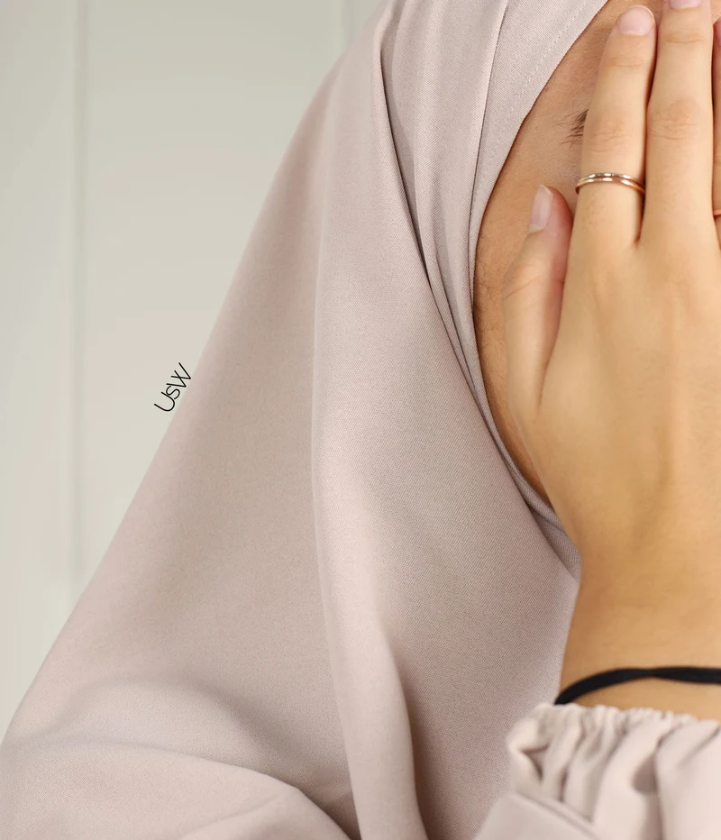 Hip Khimar Stretch Arrzha – Grau Creme