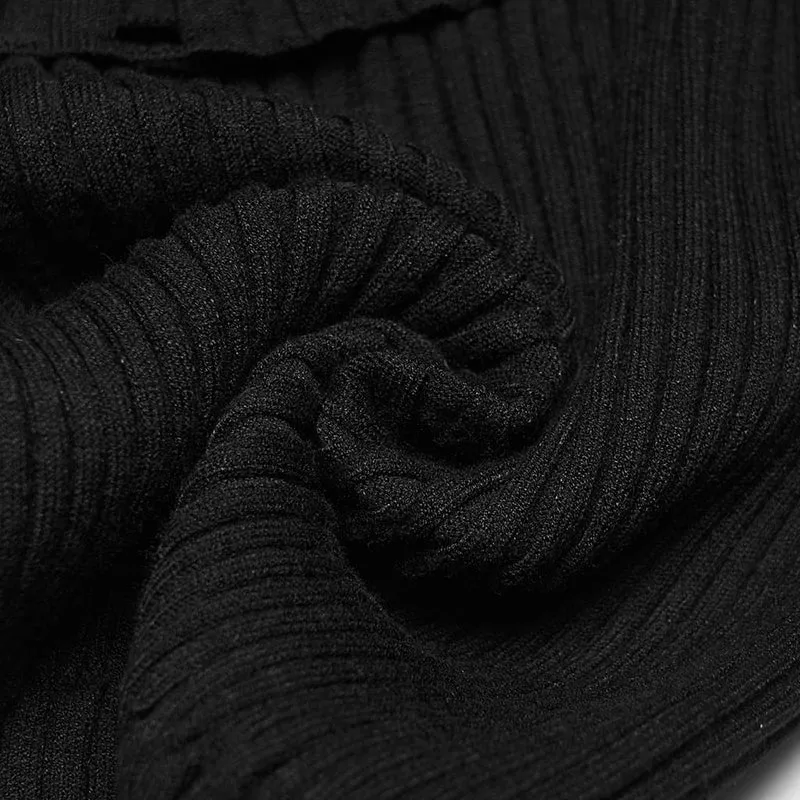 Punk-Pullover mit Rabenschädel-Verzierung und schulterfreiem Rippstrickbündchen für Damen
