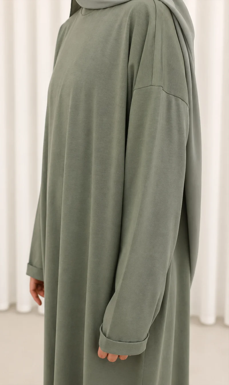 Bequemes Baumwoll-T-Shirt Abaya Busra