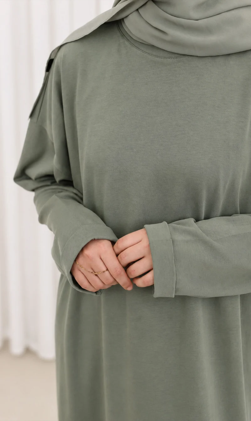 Bequemes Baumwoll-T-Shirt Abaya Busra
