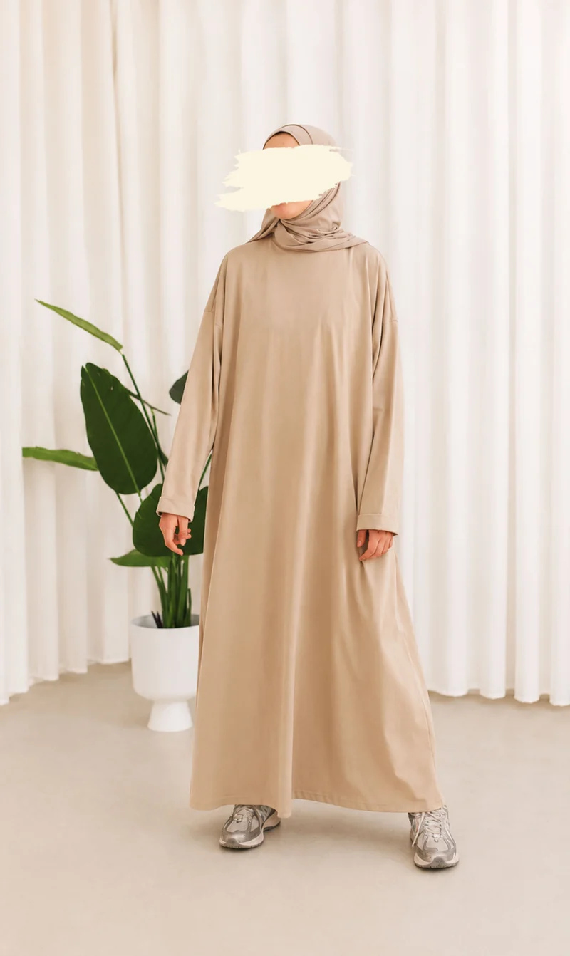 Bequemes Baumwoll-T-Shirt Abaya Busra