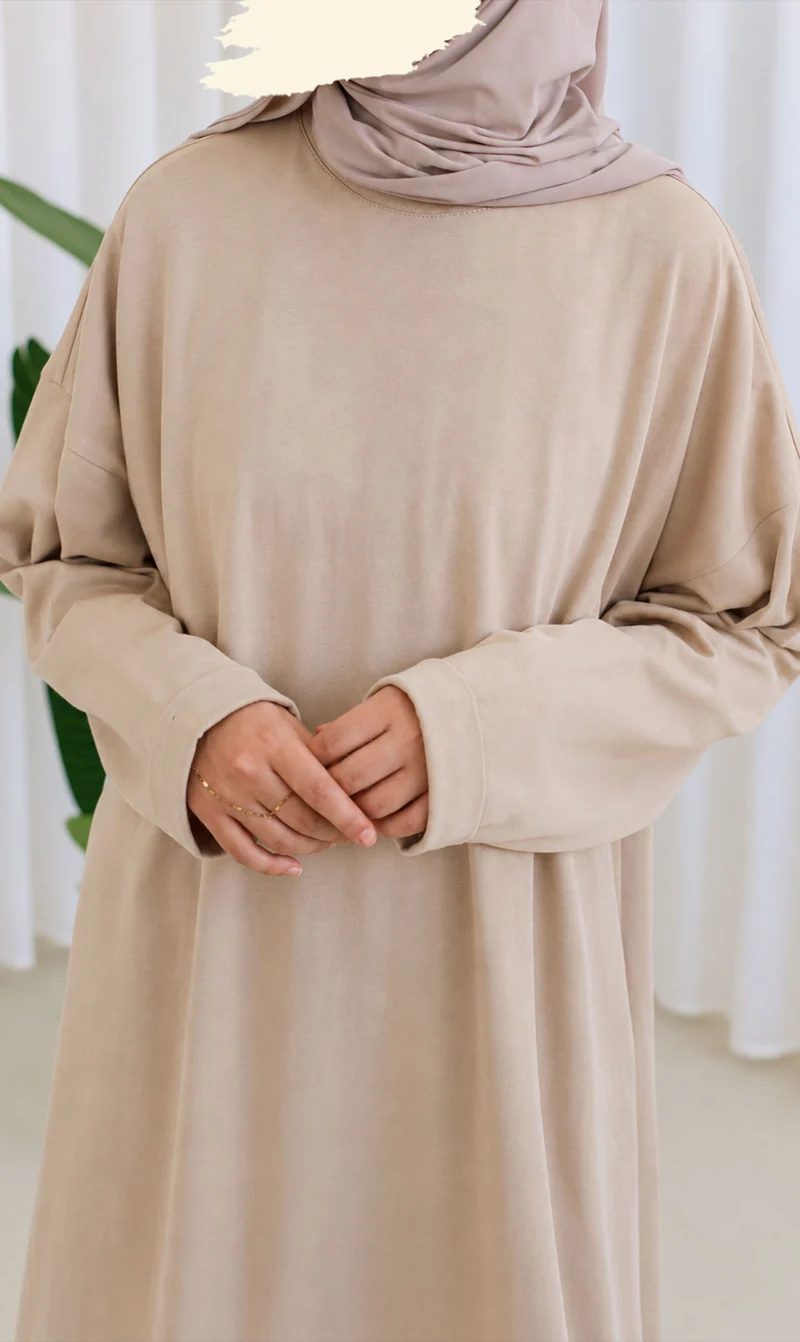 Bequemes Baumwoll-T-Shirt Abaya Busra