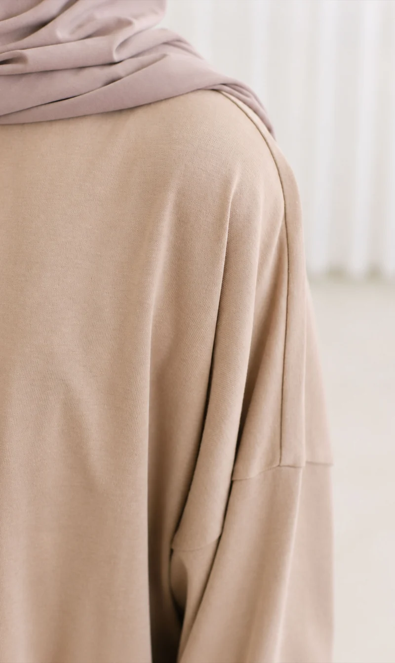 Bequemes Baumwoll-T-Shirt Abaya Busra