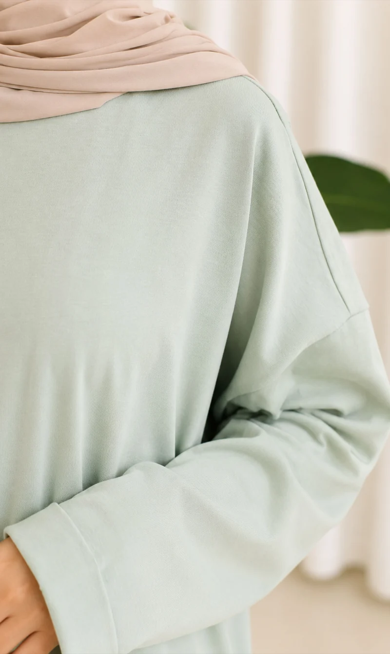Bequemes Baumwoll-T-Shirt Abaya Busra