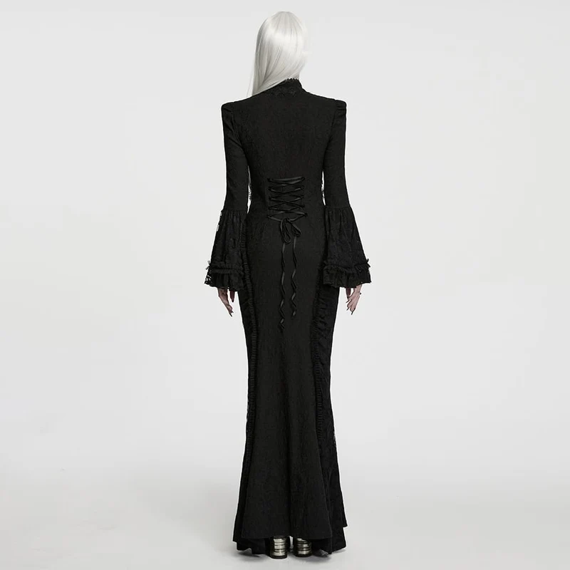 Schwarzes Gothic-Maxikleid für Damen mit Cut-outs, Schnürung, Kettenapplikationen und ausgestellten Ärmeln