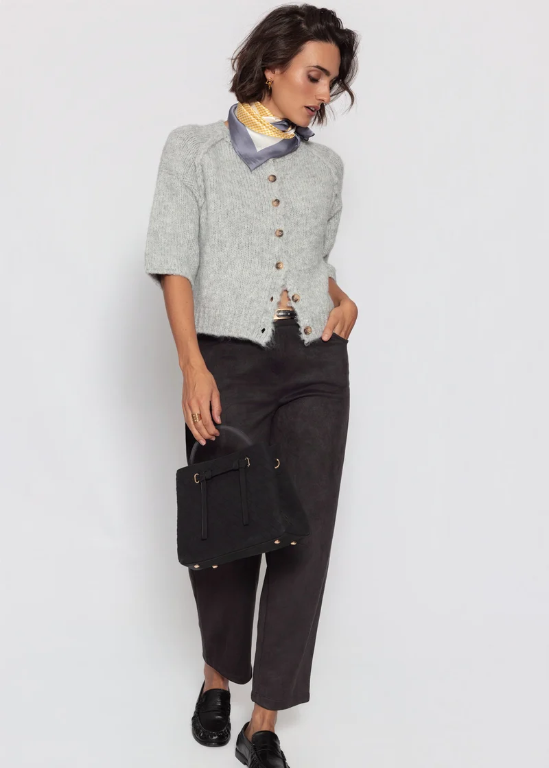 Kurzarm Cardigan mit Außennähten - grau