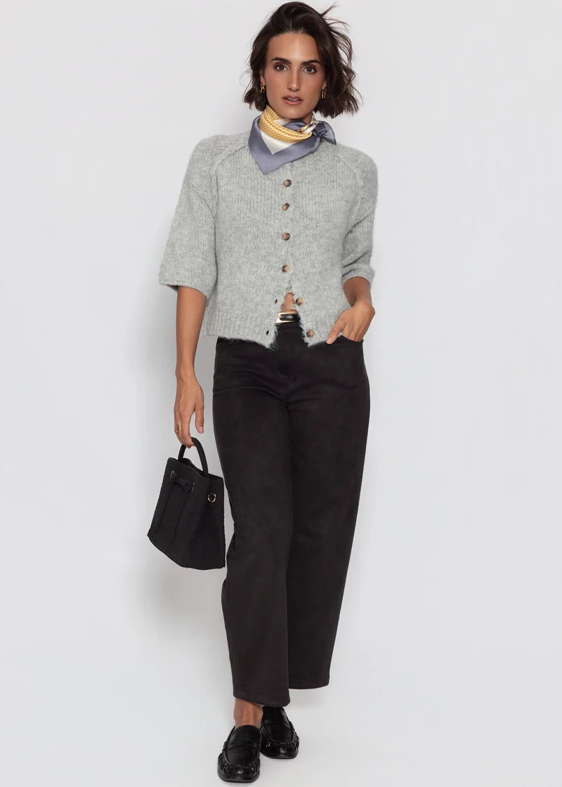 Kurzarm Cardigan mit Außennähten - grau