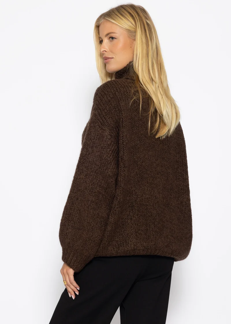 Grober Strickpullover mit Rollkragen - dunkelbraun