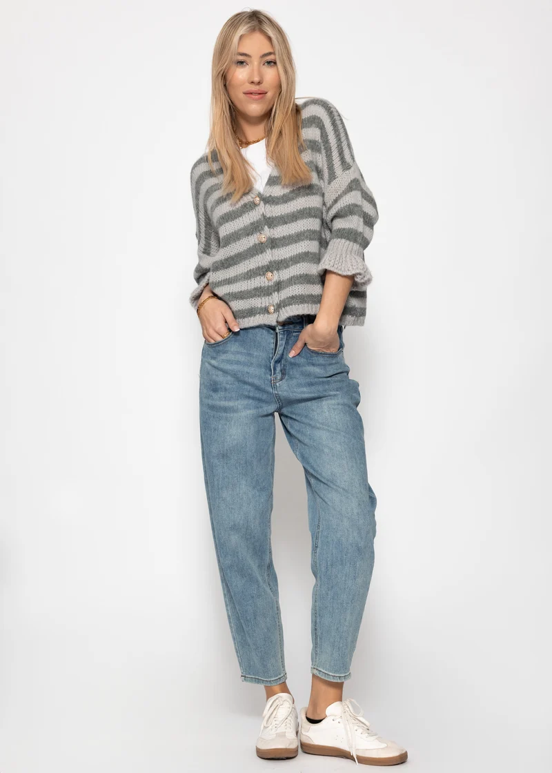 Gestreifter Cardigan mit 3/4-Ärmeln - grau