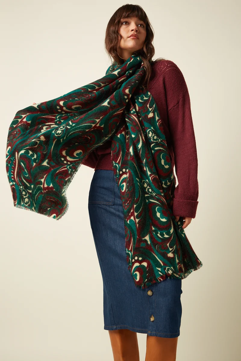 Maude Scarf
