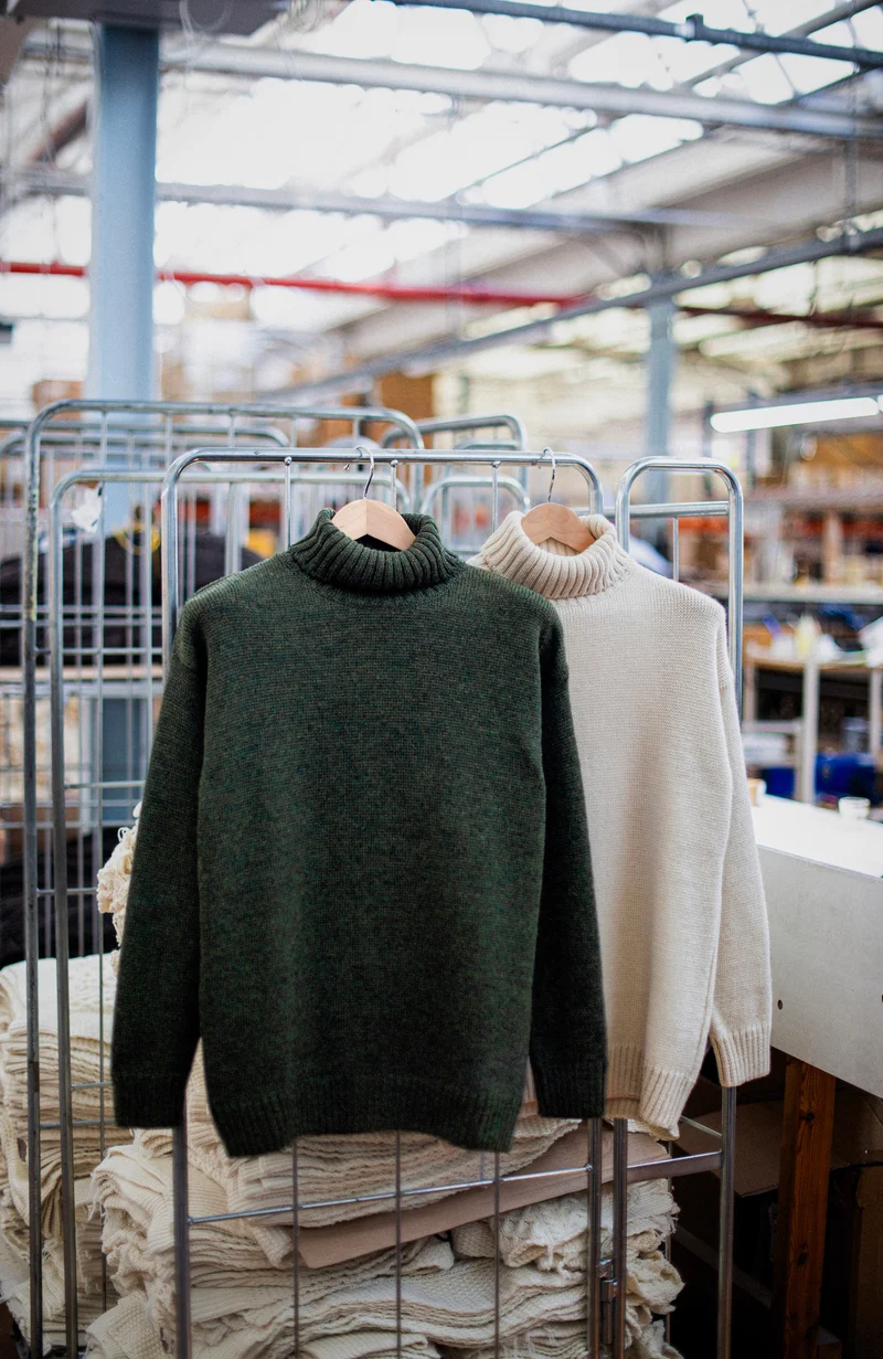 Der taillierte Submariner – Rollkragenpullover aus Merinowolle