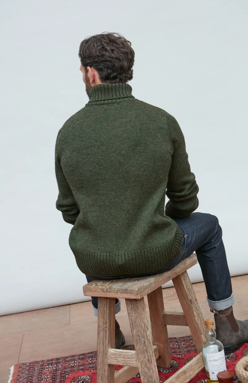 Der taillierte Submariner – Rollkragenpullover aus Merinowolle