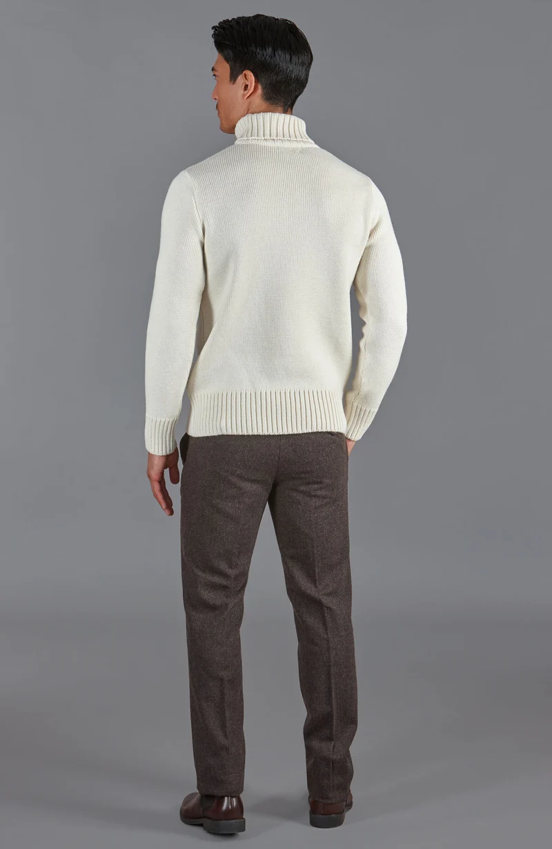Der taillierte Submariner – Rollkragenpullover aus Merinowolle