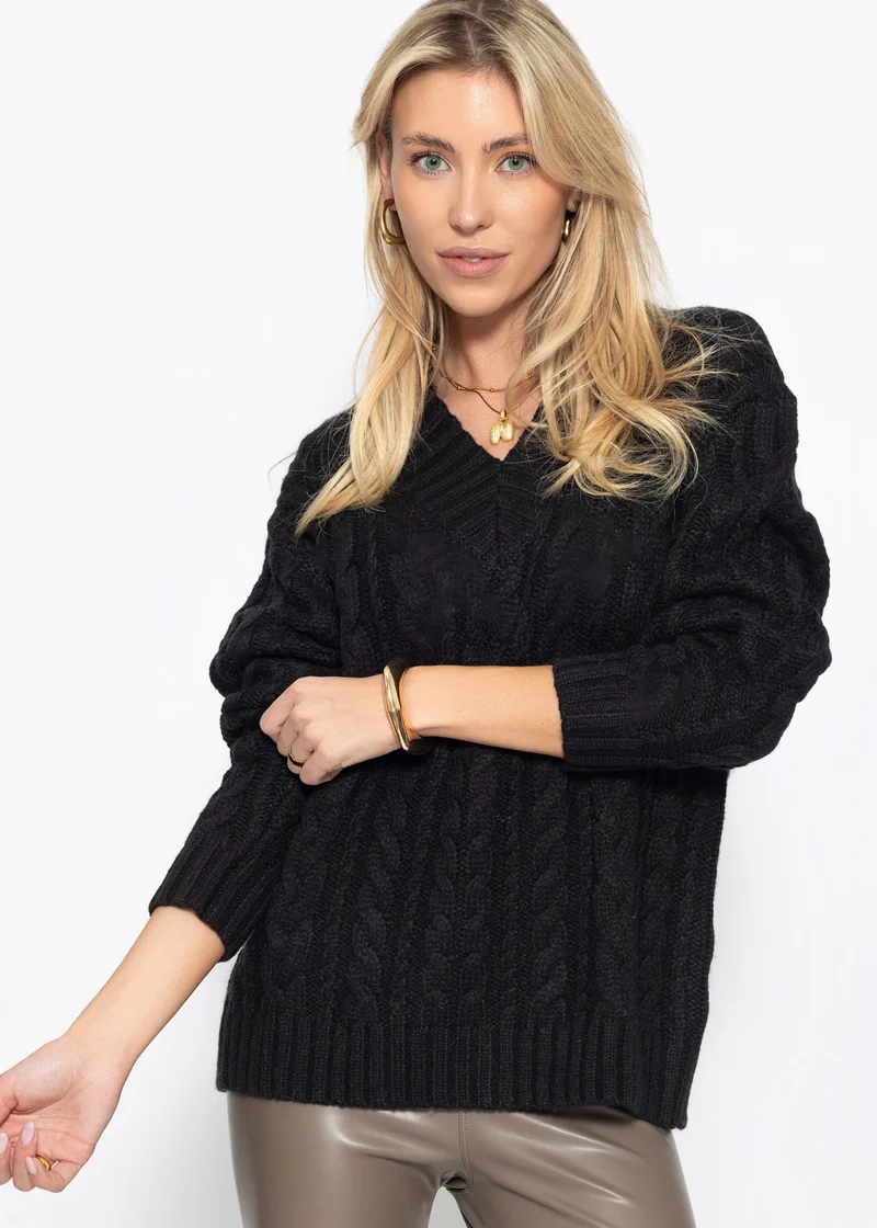 Zopfstrickpullover mit V-Ausschnitt - schwarz