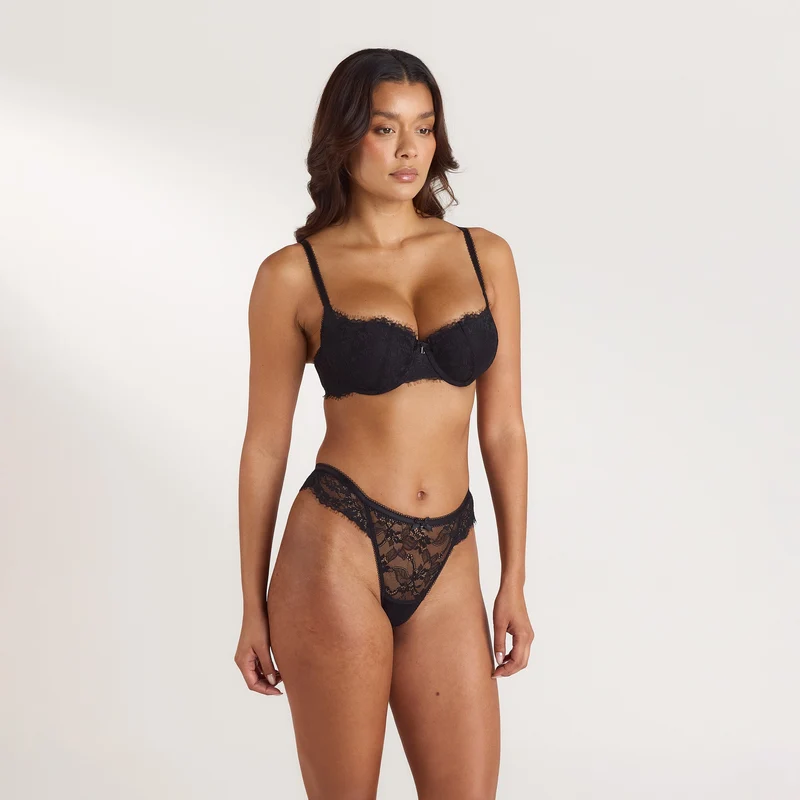 Spitzen-BH mit Extremem Push-Up - Schwarz