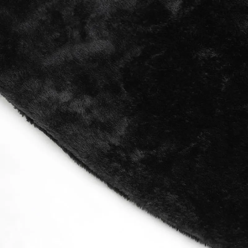 Gothic-Plüsch-Beinwärmer für Damen mit Ösenverschluss und Schnallen