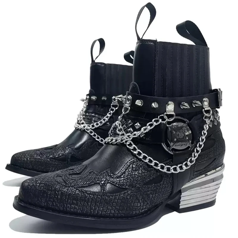 Punk-Motorradstiefel für Damen mit Nieten und Ketten