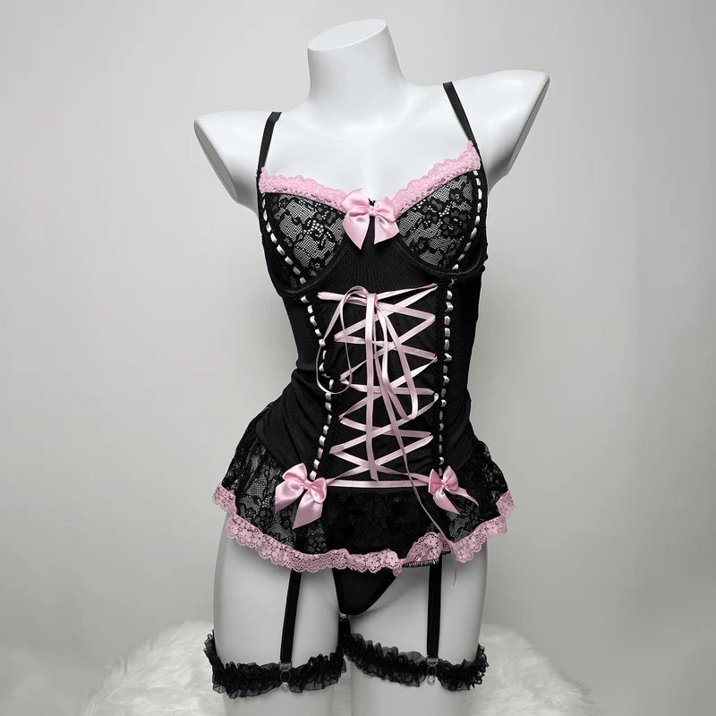 Sexy Dessous-Set mit Schnürung und Strumpfband im Grunge-Stil für Damen