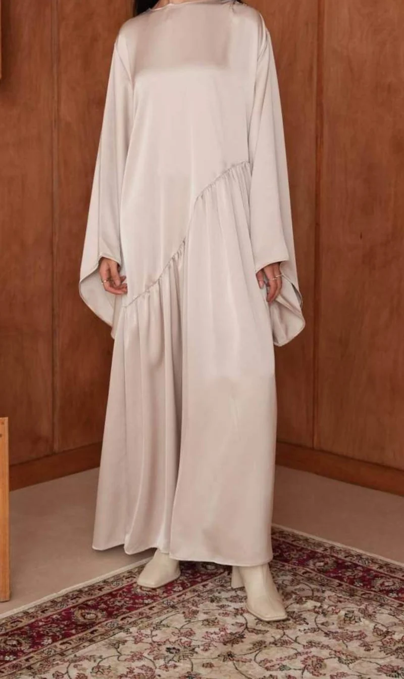 Eleganter Kimono Abaya aus Satin