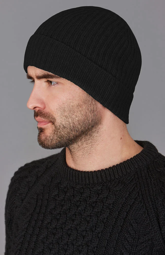 Gerippte Beanie-Mütze aus 100 % Kaschmir